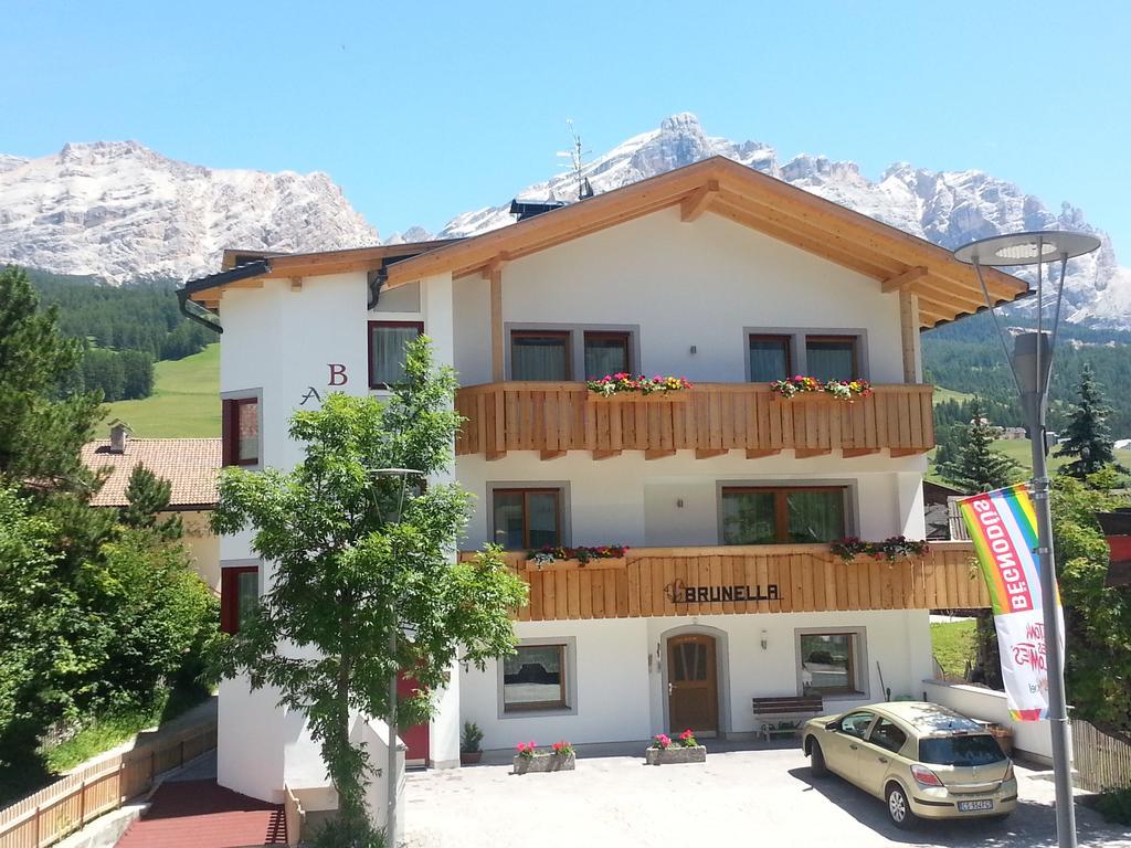 Apartments Brunella La Villa  Luaran gambar