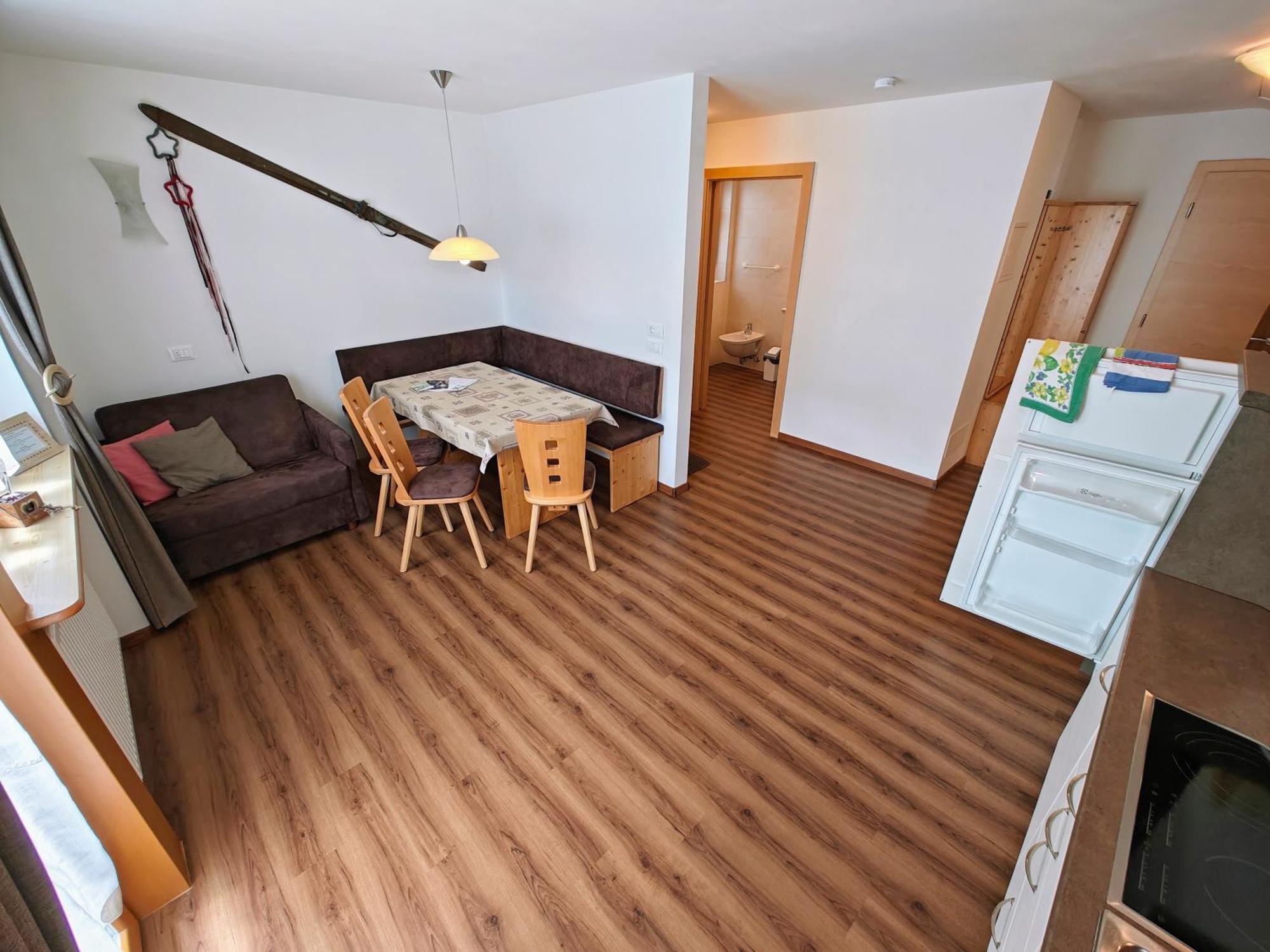 Apartments Brunella La Villa  Bilik gambar