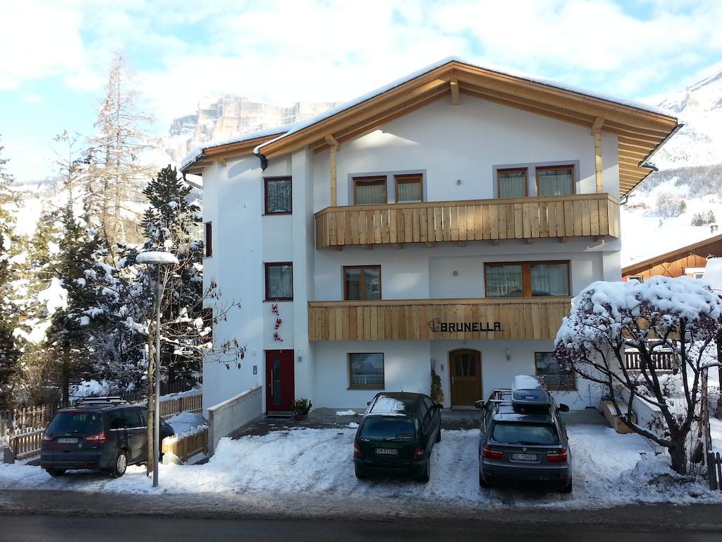Apartments Brunella La Villa  Luaran gambar